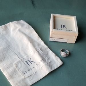 Beautiful Jewel Kade Ring.